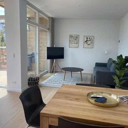 Nybygget Hus I Svaneke Taet Pa Klipper, Skov Og Hav Exterior photo